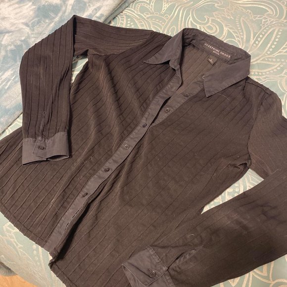 Black button up shirt - Picture 2 of 3